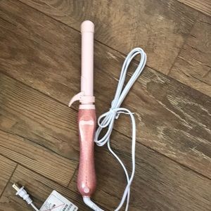 BEACHWAVER CURLING IRON AND HAIR CARE